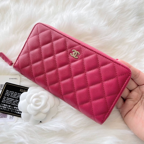 Chanel | 21A Classic Long Zipped Wallet - BN - Picture 2 of 4